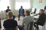 Александр Романенко встретился с участниками СВО в краевом госпитале ветеранов войн