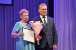 Председатель АКЗС вручил федеральные и краевые награды медицинским работникам Алтайского края
