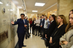 Экскурсию в Парламентский центр посетили барнаульские школьники и студенты Алтайского государственного университета