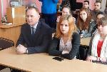 Владимир Устинов рассказал молодым избирателям Барнаула о депутатской работе 