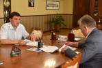 Председатель Счетной палаты Виктор Миненок накануне отчета в АКЗС встретился со спикером краевого парламента