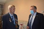 Иван Лоор поздравил ветерана из Шелаболихи с Днем окончания Второй мировой войны
