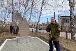 Дмитрий Аганов провел субботник у памятника погибшим воинам в с. Власиха 