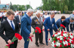 В Барнауле в День памяти и скорби возложили цветы к Мемориалу славы