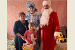 Александр Романенко помог исполнить новогодние желания детей из Локтевского района