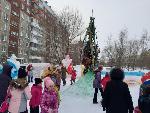 Череда новогодних праздников прошла в Индустриальном районе