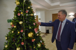 Депутаты АКЗС принимают участие в благотворительной акции «Желание под елкой»
