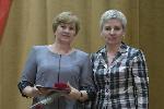 Наталья Цепенко отметила передовиков производства Табунского района