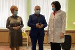 Ирина Солнцева и Сергей Писарев вручили награды врачам ковидного госпиталя в Барнауле