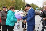 Алексей Кривенко поздравил жительницу Родинского района с присвоением почетного звания