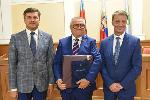 Сергея Писарева отметили на Доске почета г. Барнаула